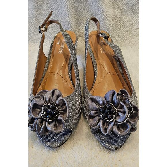 J.‎ Renee Leonelle Gray Glitter Flower Slingback Kitten Heels Women Size 10WW - Picture 2 of 7